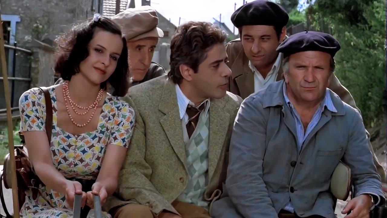 La 7ème Compagnie au clair de luneの背景画像