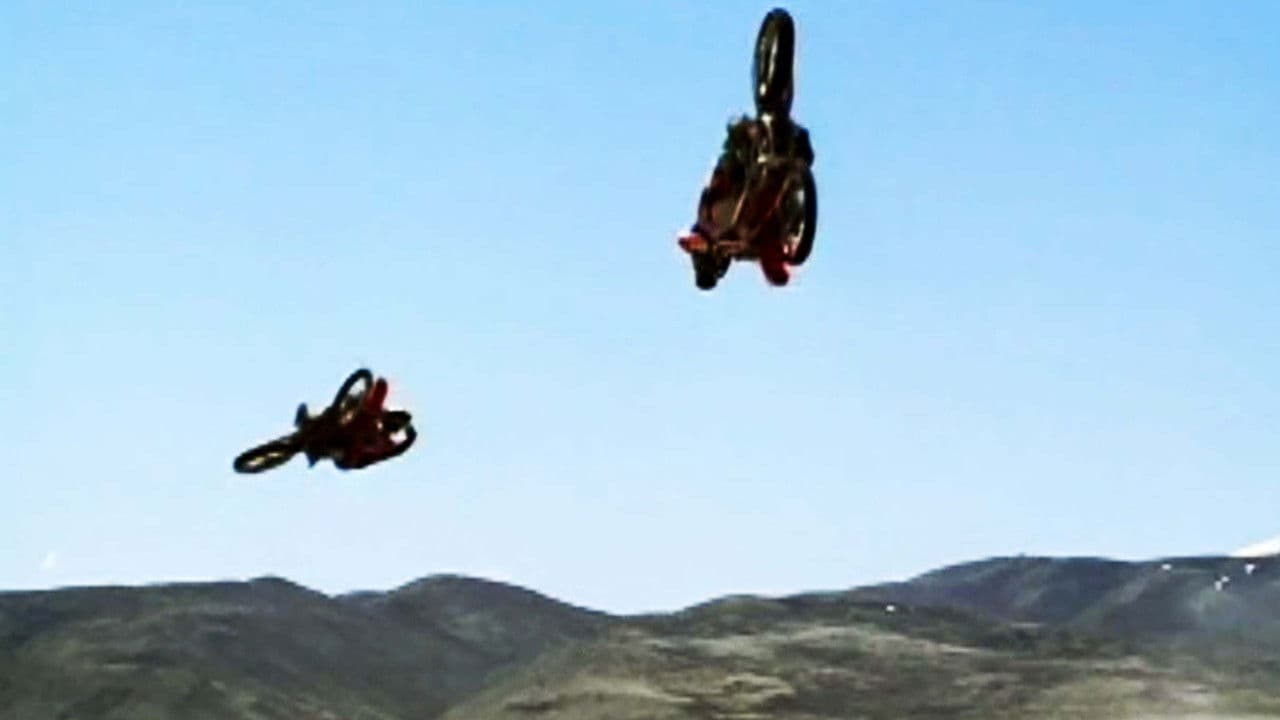 Travis and the Nitro Circus 2の背景画像