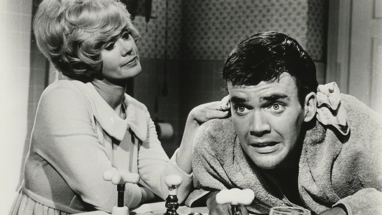 Never Too Lateの背景画像