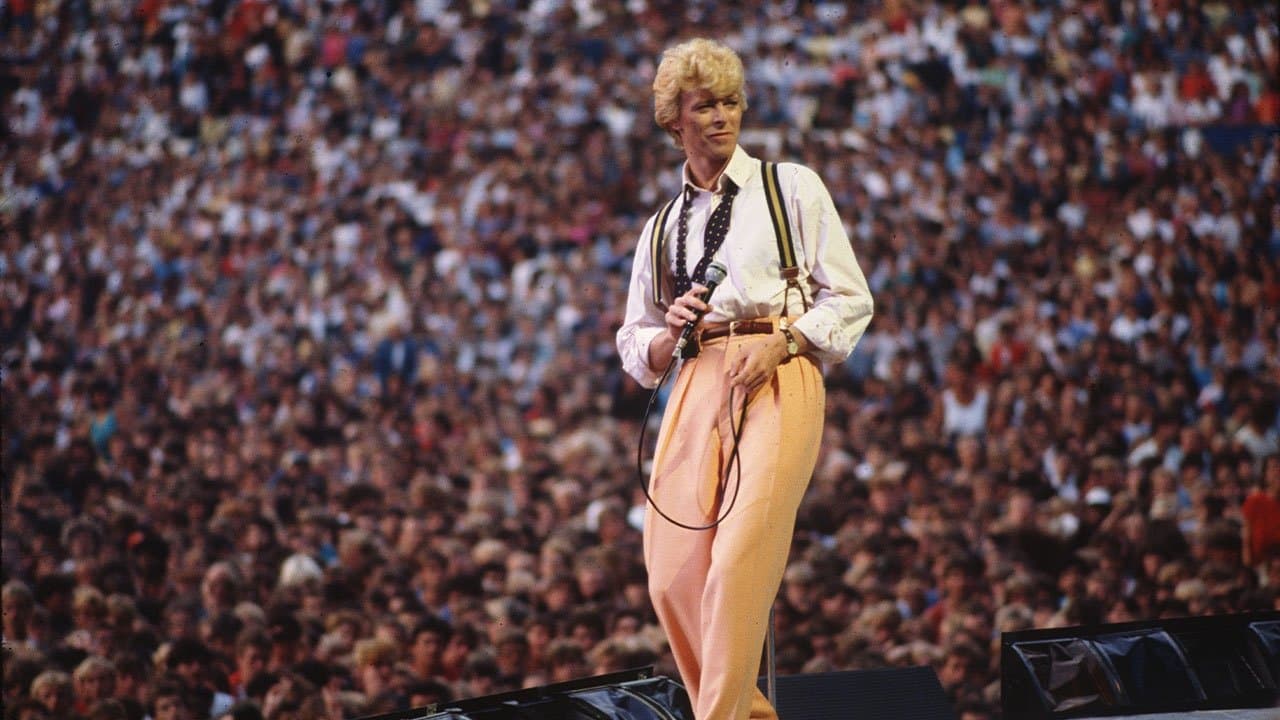 David Bowie: The Serious Moonlight Tourの背景画像