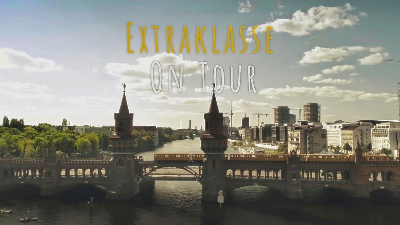 Extraklasse - On Tourの背景画像