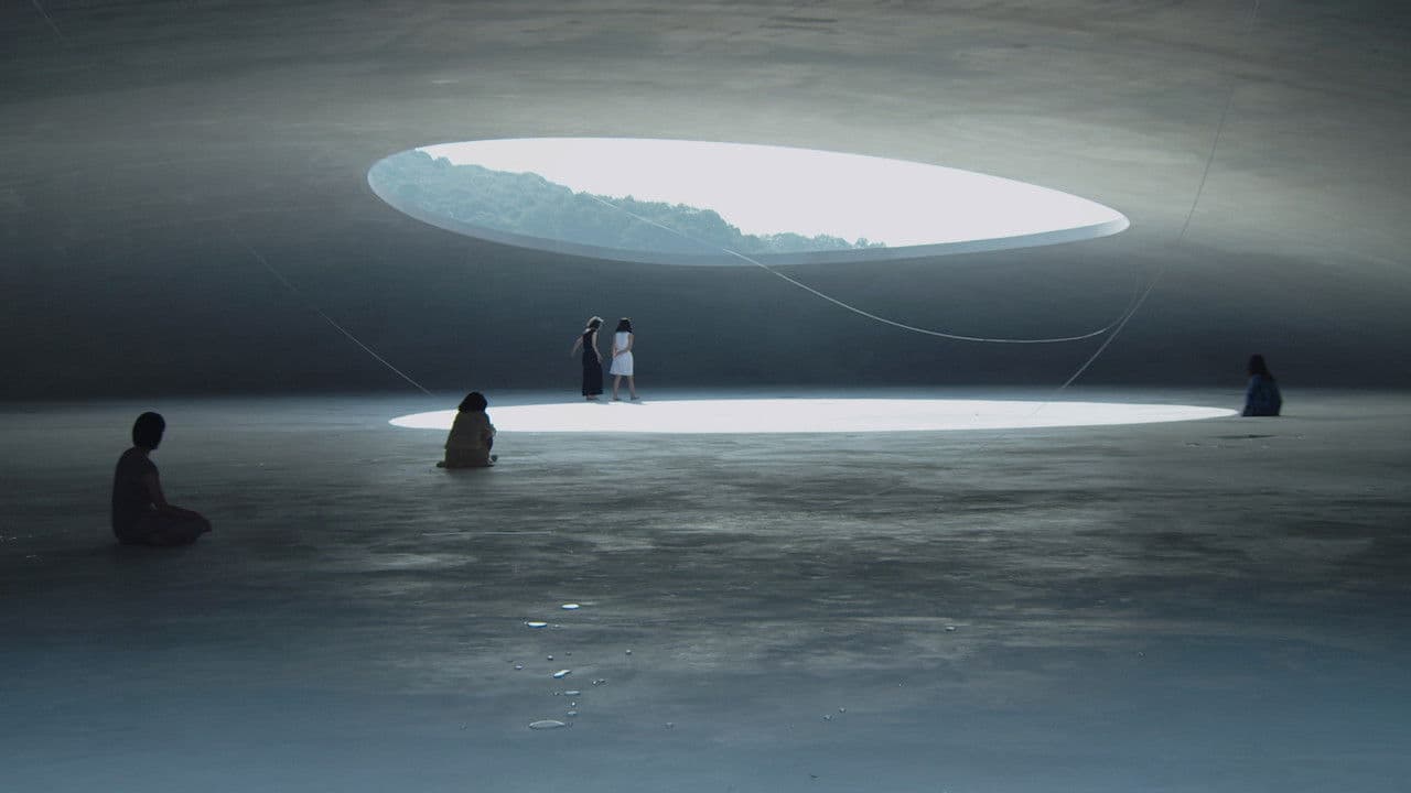 あえかなる部屋　内藤礼と、光たちの背景画像