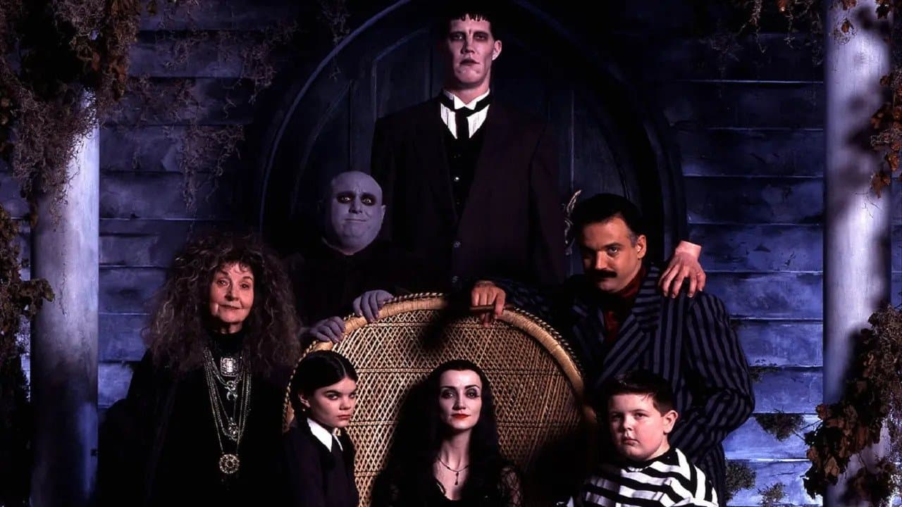 The New Addams Familyの背景画像