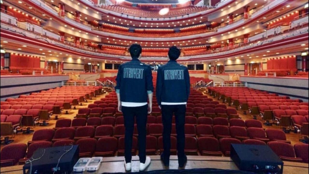 Interactive Introvertsの背景画像