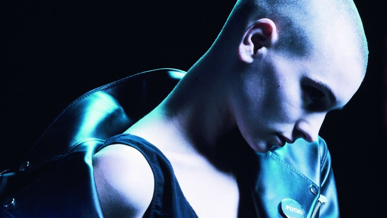 Nothing Comparesの背景画像