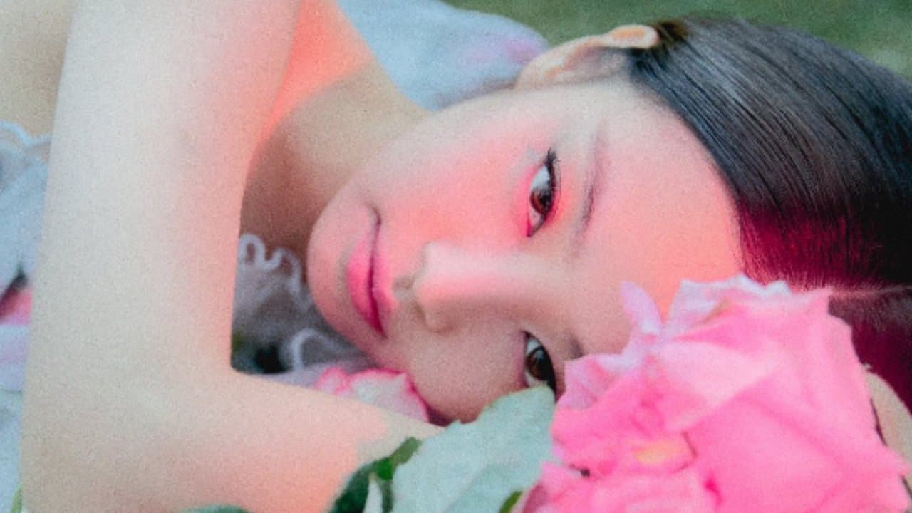 JENNIE'S SOLO DIARYの背景画像