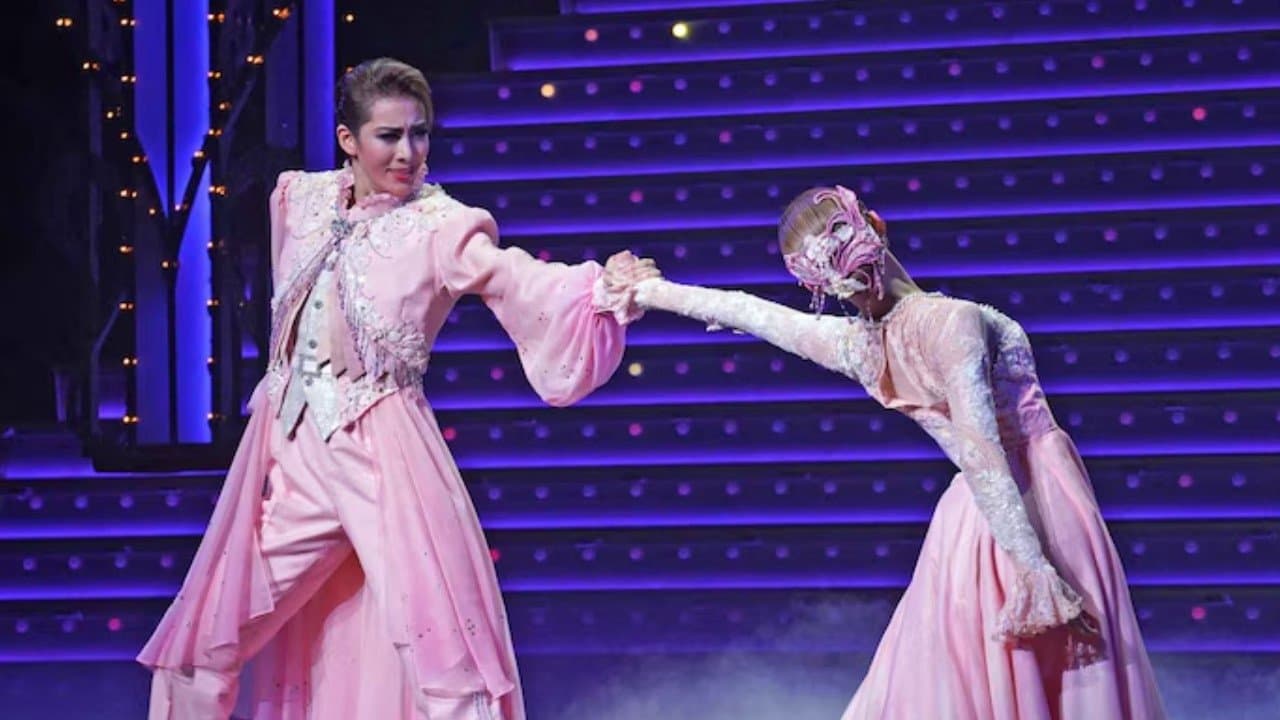 愛, Love Revue!の背景画像