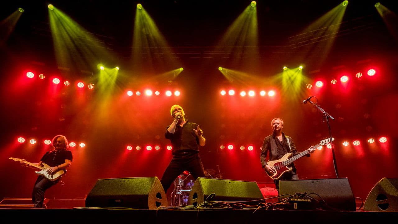 Thunder: Stageの背景画像