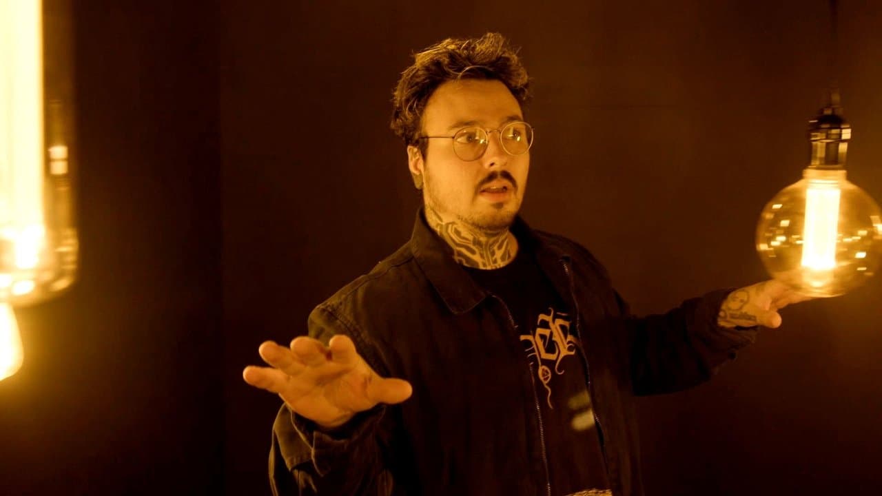 Revenge of the Cumpiresの背景画像