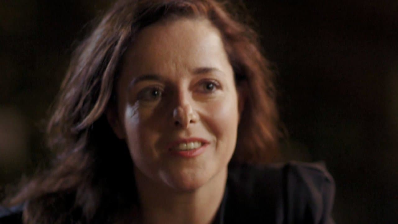 Elisaの背景画像