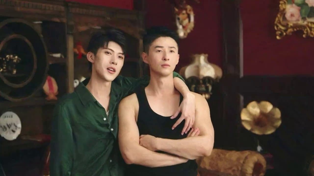 月色朦胧の背景画像