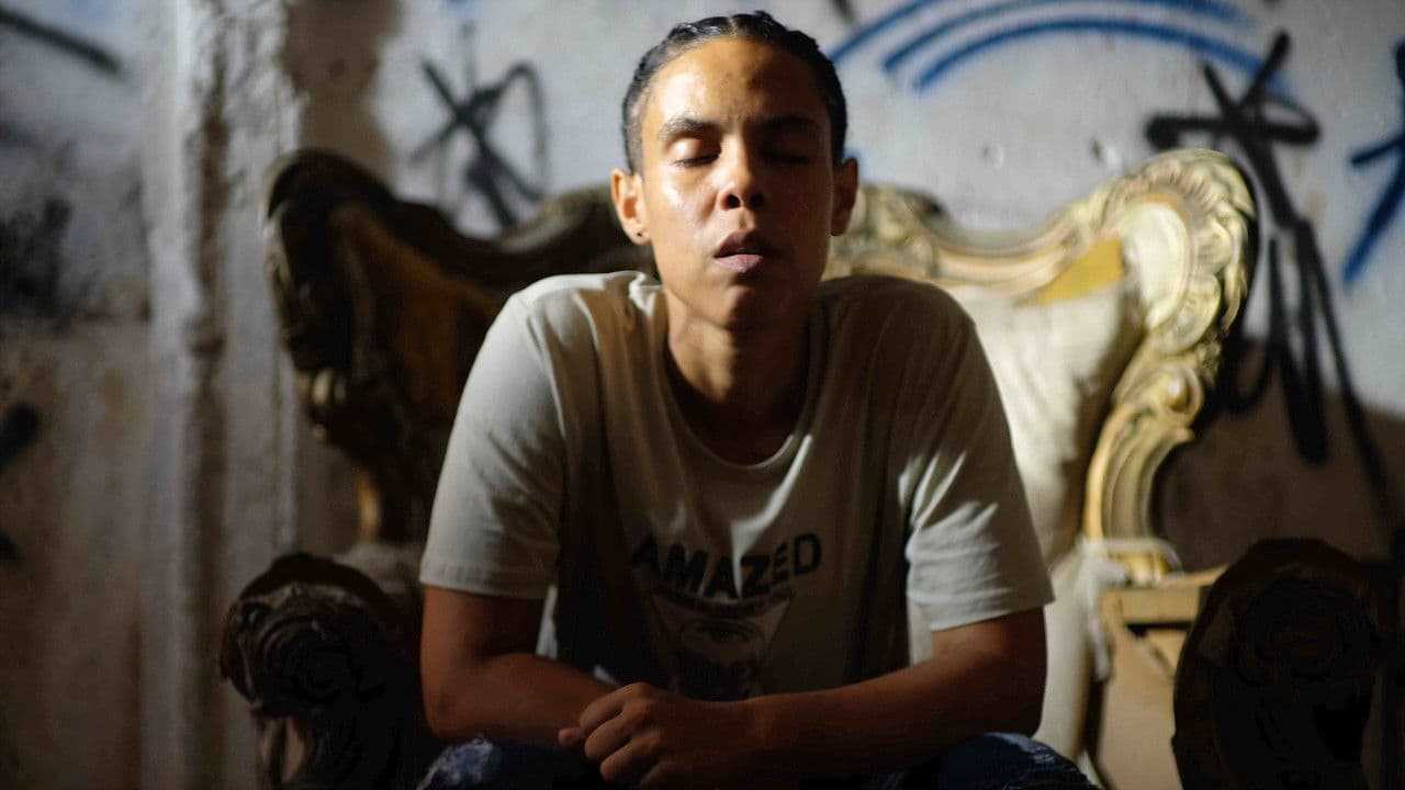 Rafaelaの背景画像