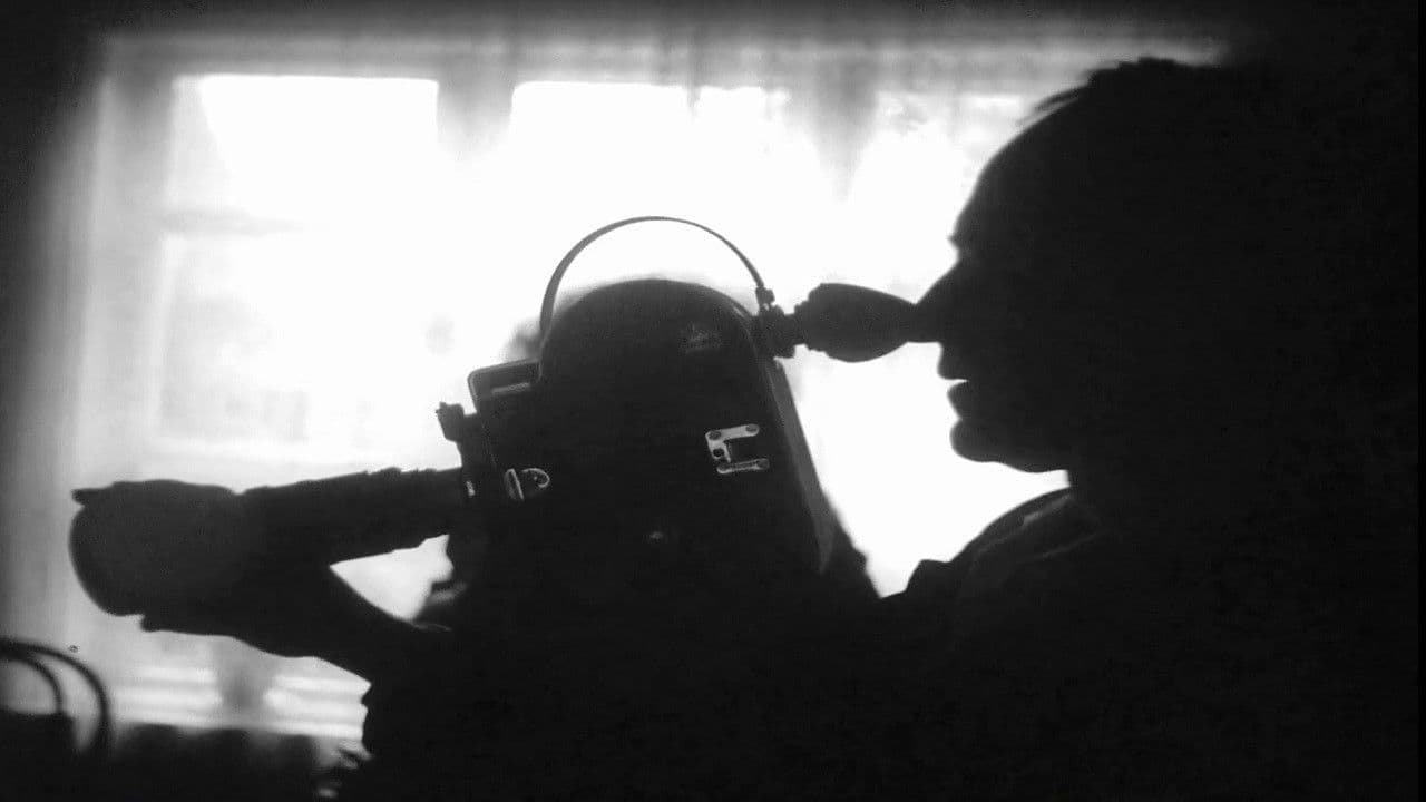 J. Mekasの背景画像