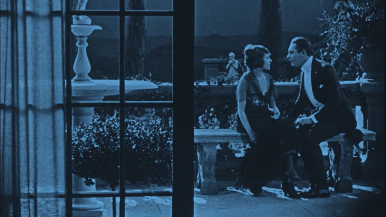 The Broken Butterflyの背景画像