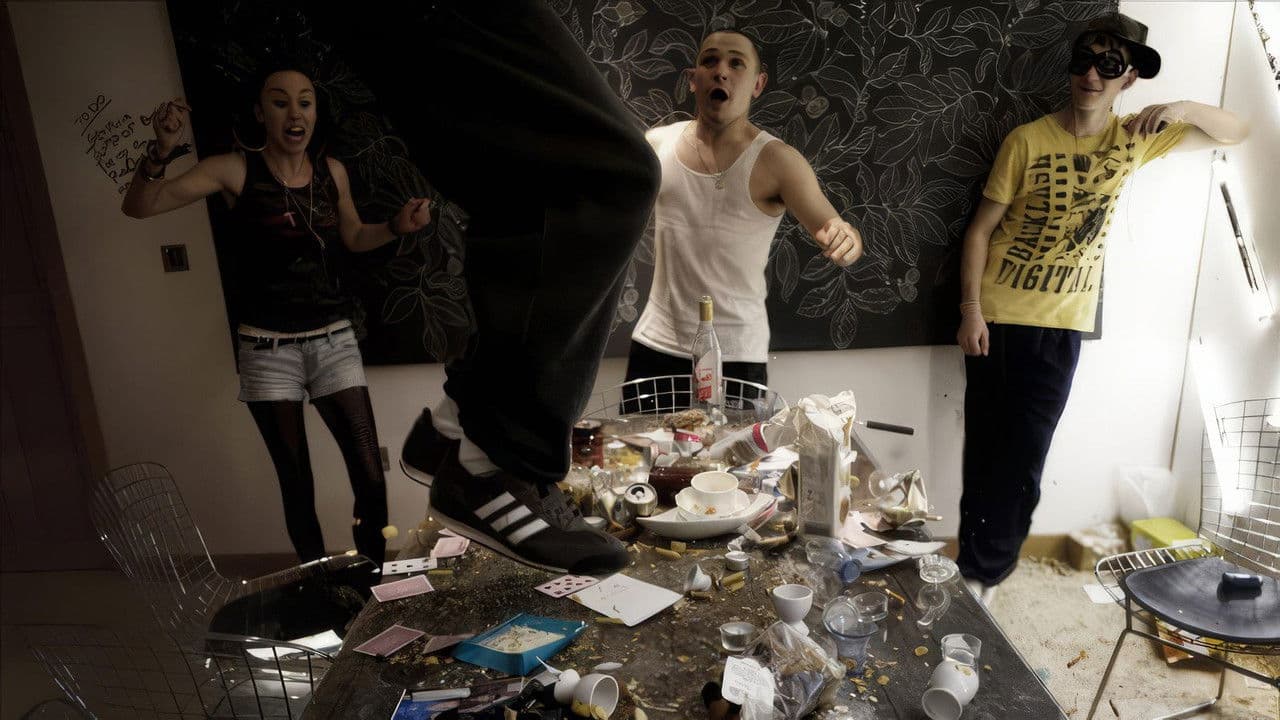 Dollhouseの背景画像