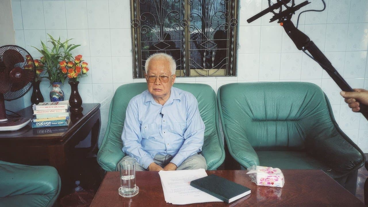 Facing Genocide: Khieu Samphan and Pol Potの背景画像