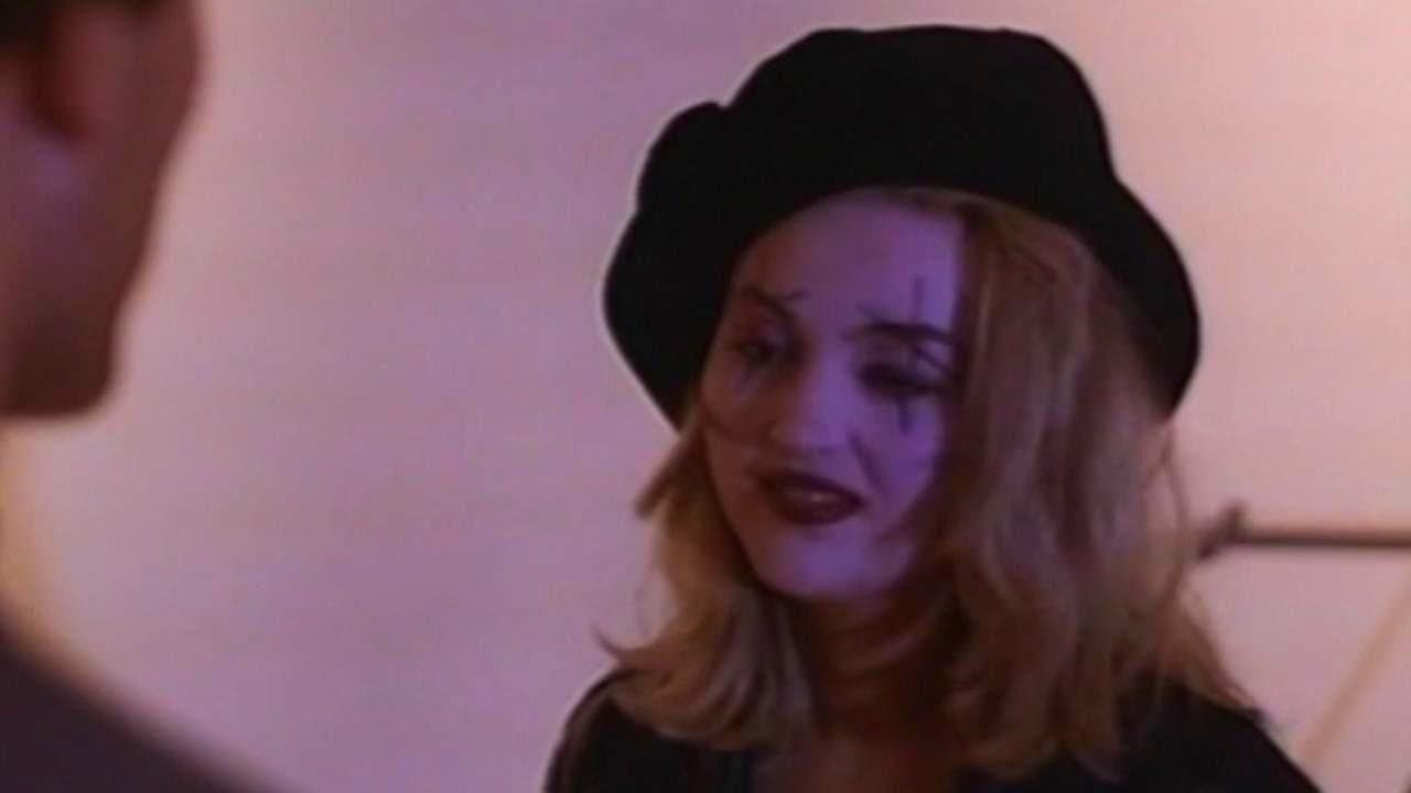 Cover Storyの背景画像