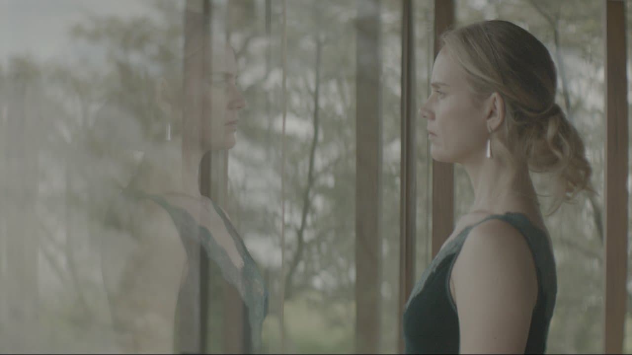 Lo Invisibleの背景画像