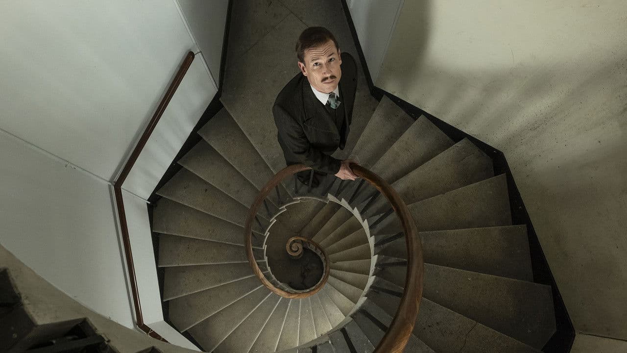 A Ghost Story for Christmas: The Room in the Towerの背景画像