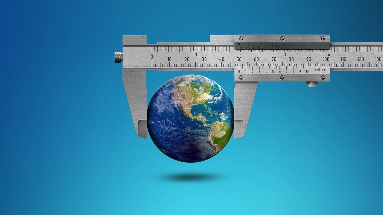 The Engineering That Built the Worldの背景画像