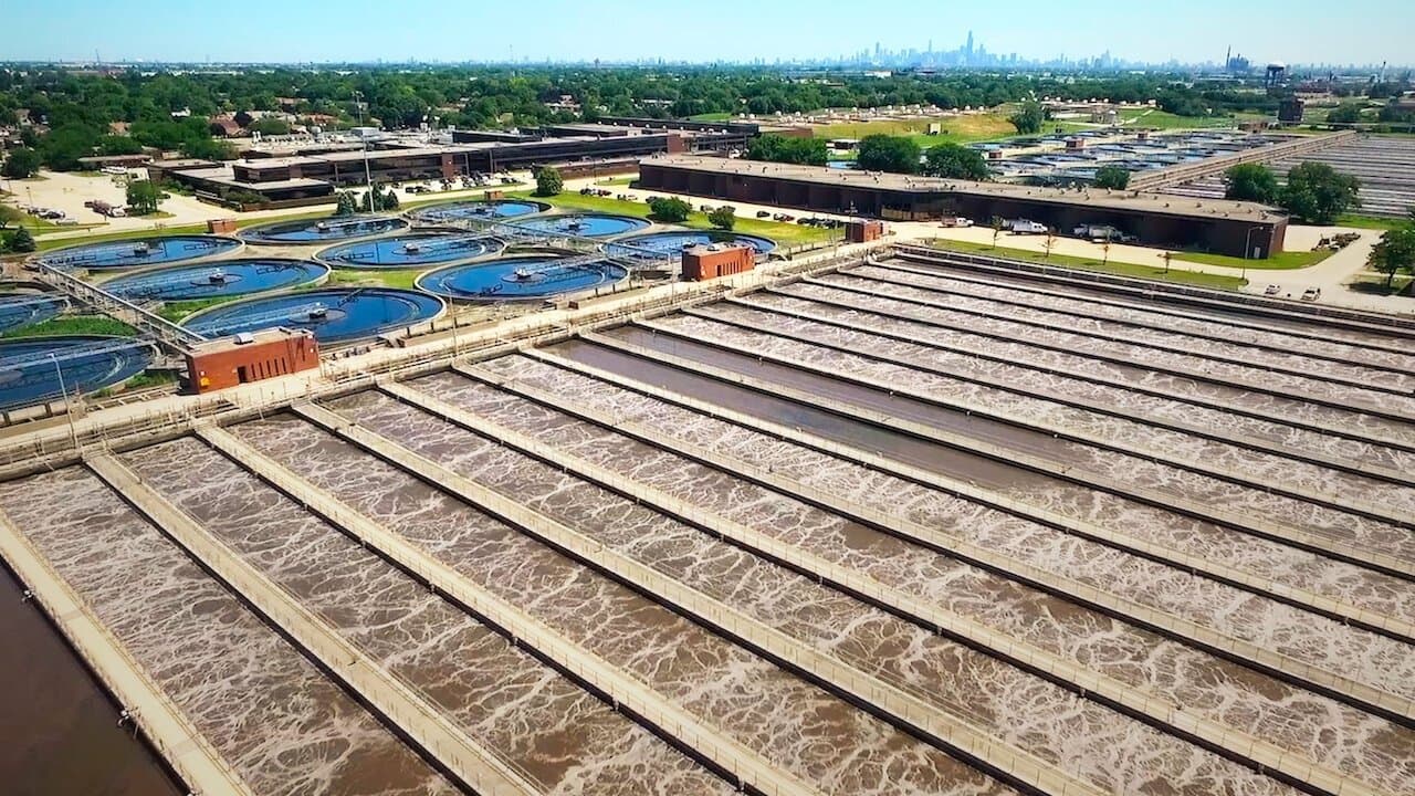 ブルー・ワールド: 命の水を求めての背景画像