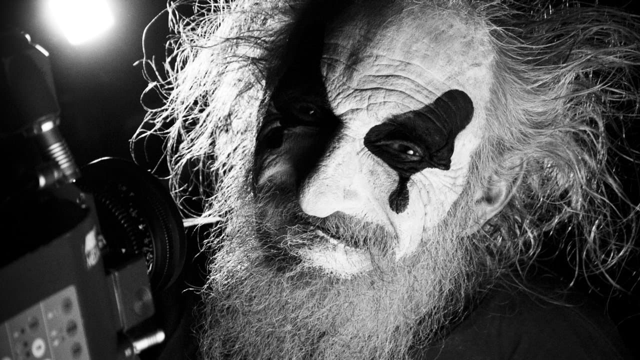 The Screen Behind the Mirrorの背景画像