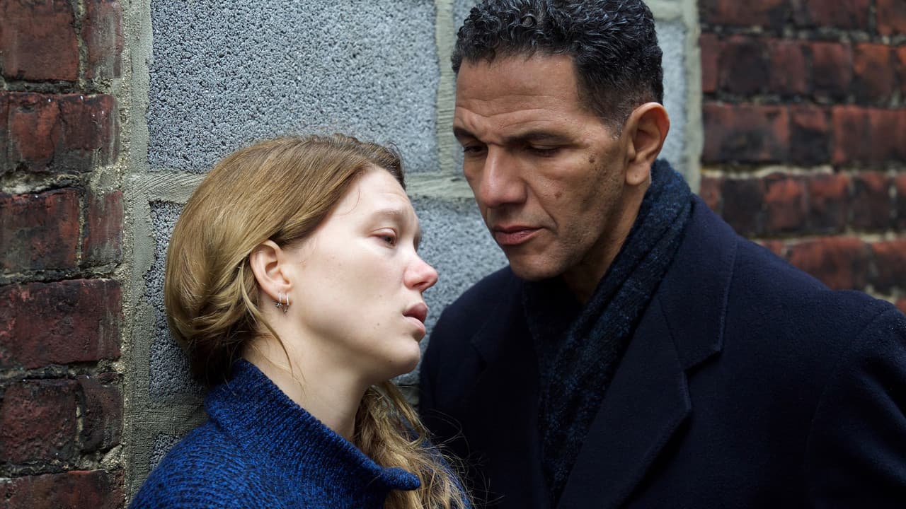 ダブル・サスペクツの背景画像