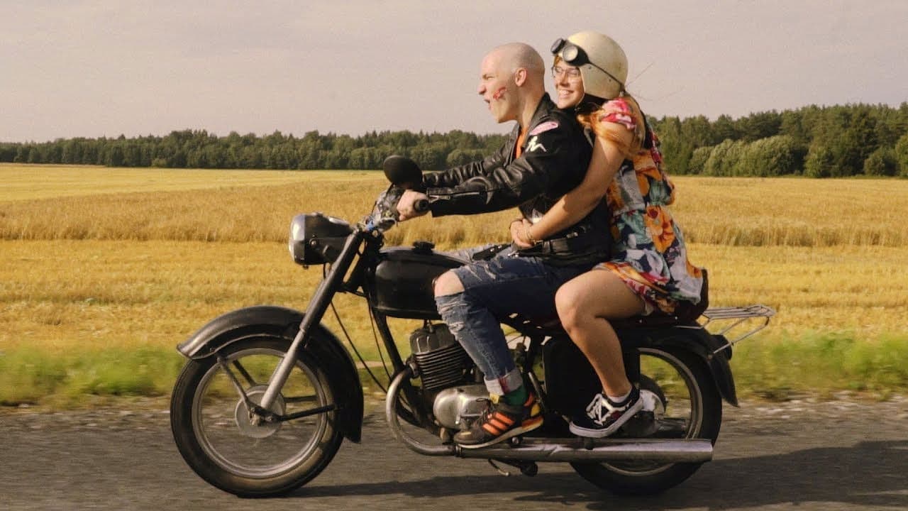 Tüdruk punases Golfisの背景画像