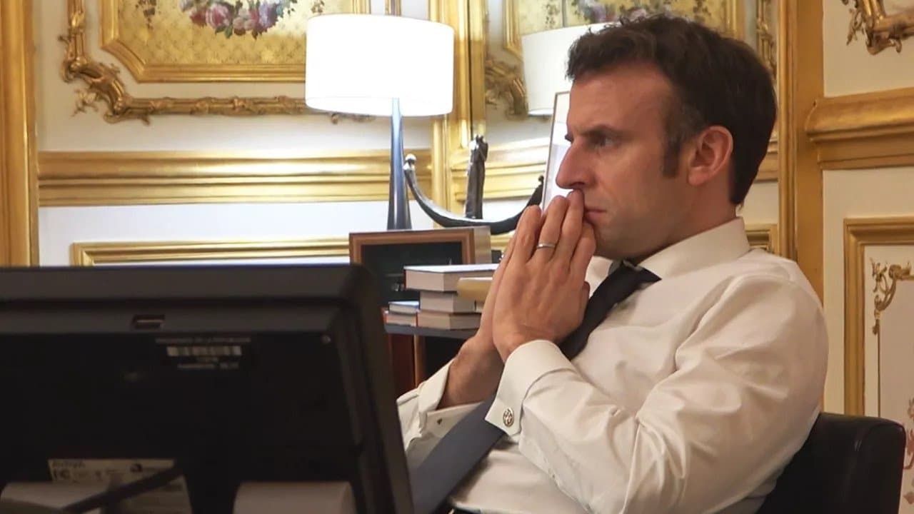 Un président, l'Europe et la guerreの背景画像