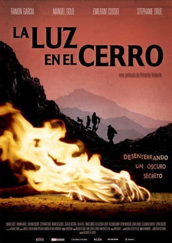 La luz en el cerroのポスター