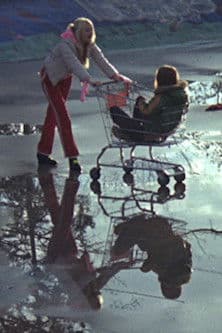 Firecrackersのポスター