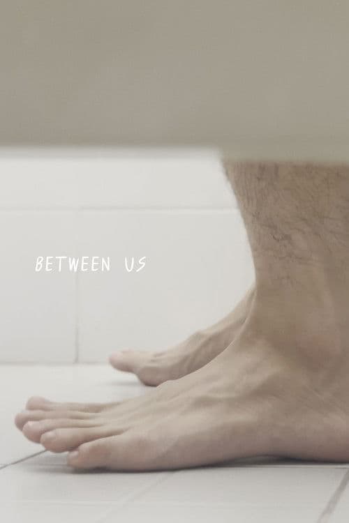 Between Usのポスター