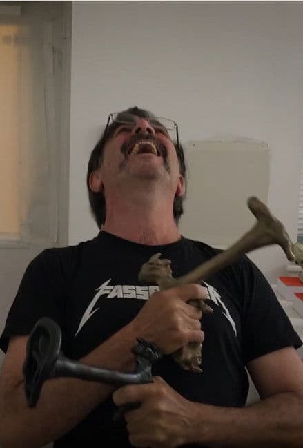 Nicolás Guagnini: Self-Portrait with Cucumber / Autorretrato con pepinoのポスター