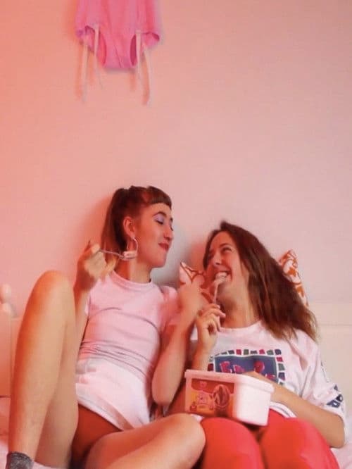 That's What Friends Are Forのポスター