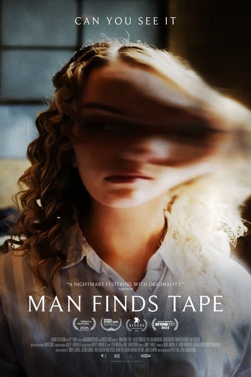 Man Finds Tapeのポスター