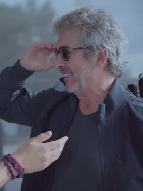 Nueve aurasのポスター