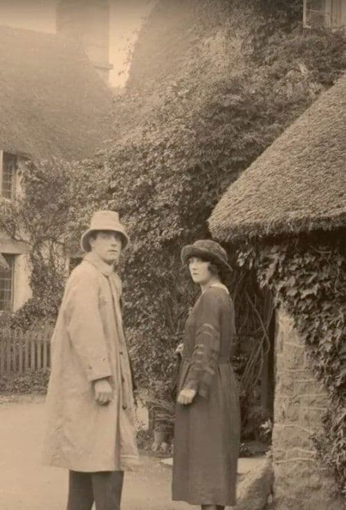 Mist in the Valleyのポスター