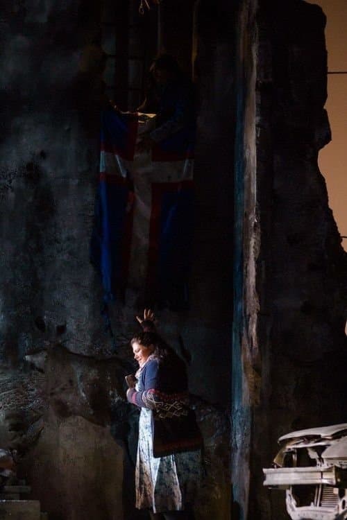 In Madness We Believeのポスター