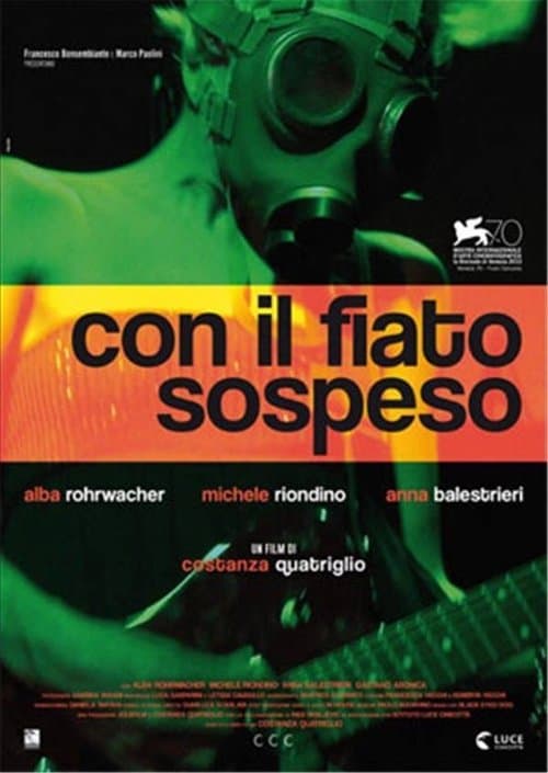 Con il fiato sospesoのポスター
