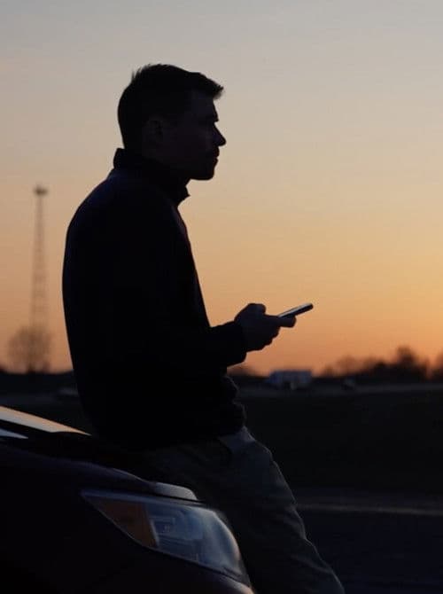 Moving Onのポスター