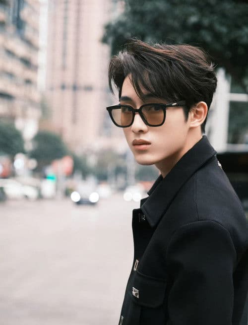 winformationのポスター