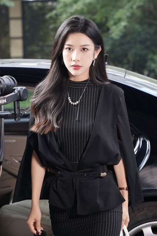 婚礼现场：姐姐飒翻全场のポスター