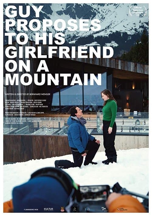 Guy Proposes To His Girlfriend On A Mountainのポスター