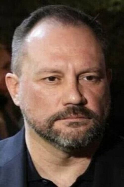 Артём Артёмов