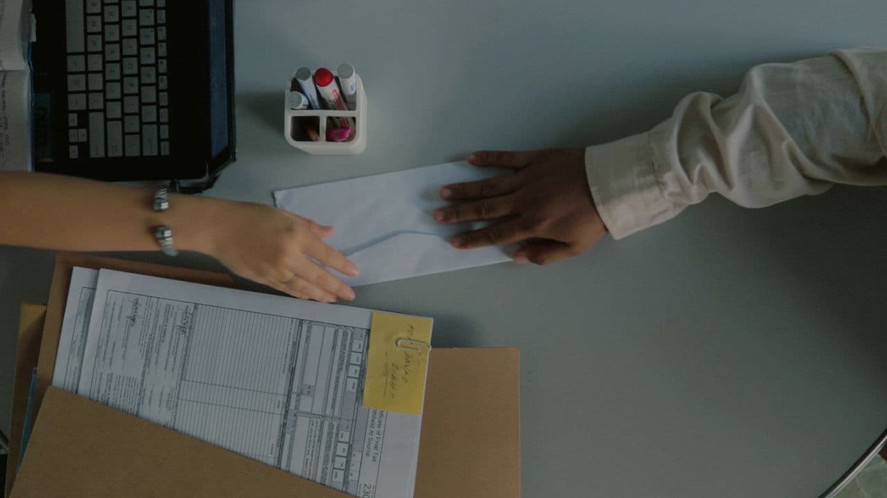 a short film about growing upの背景画像