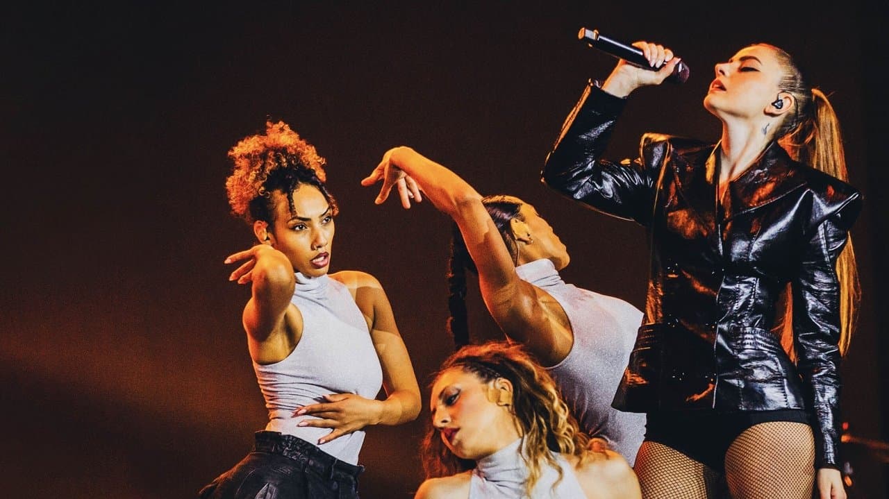 Annalisa - Tutti in Arenaの背景画像