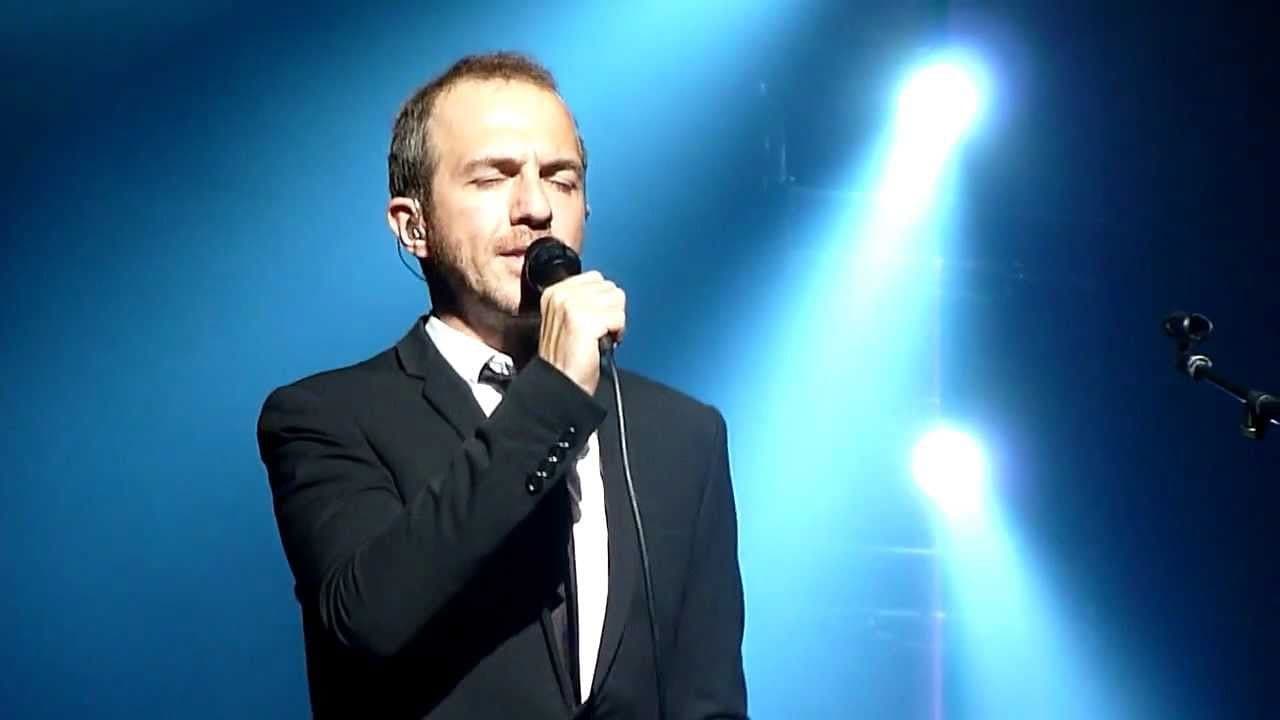 Calogero - En Concert Symphoniqueの背景画像