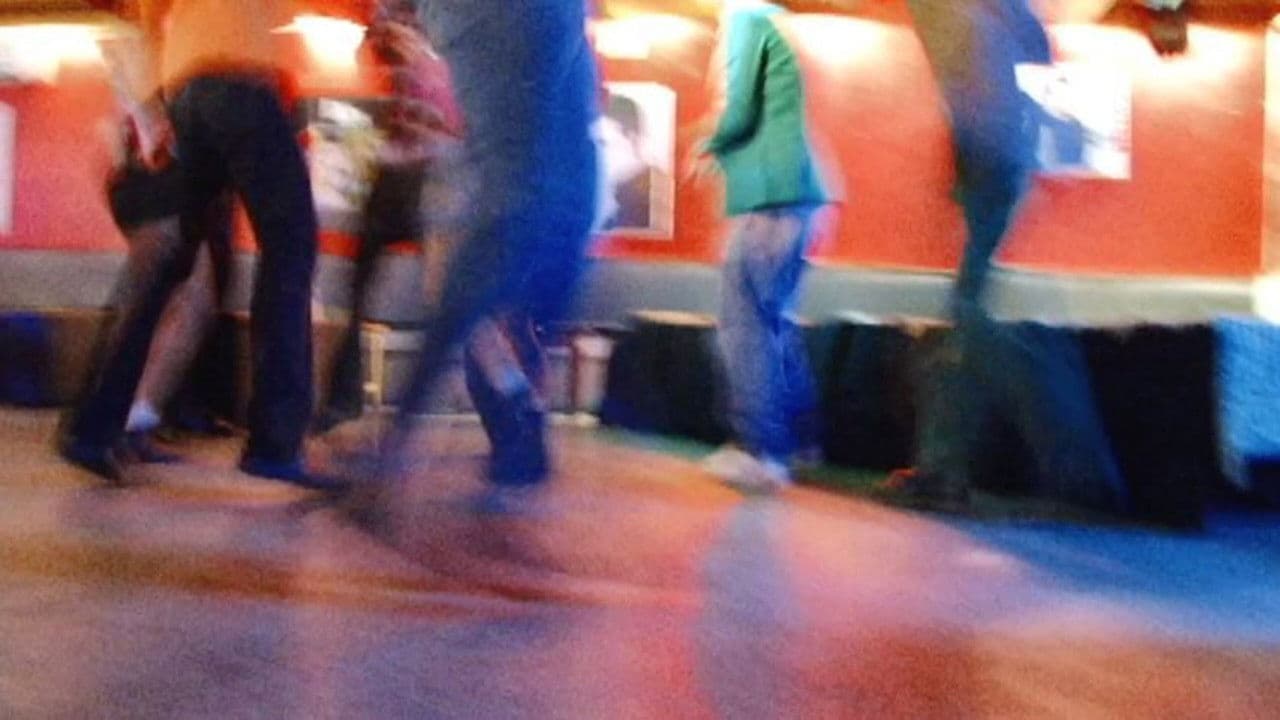 PAVO 90の背景画像