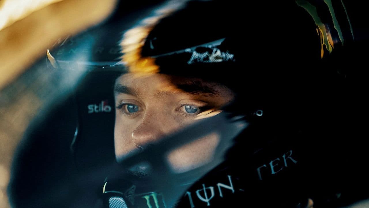 Born2Driveの背景画像