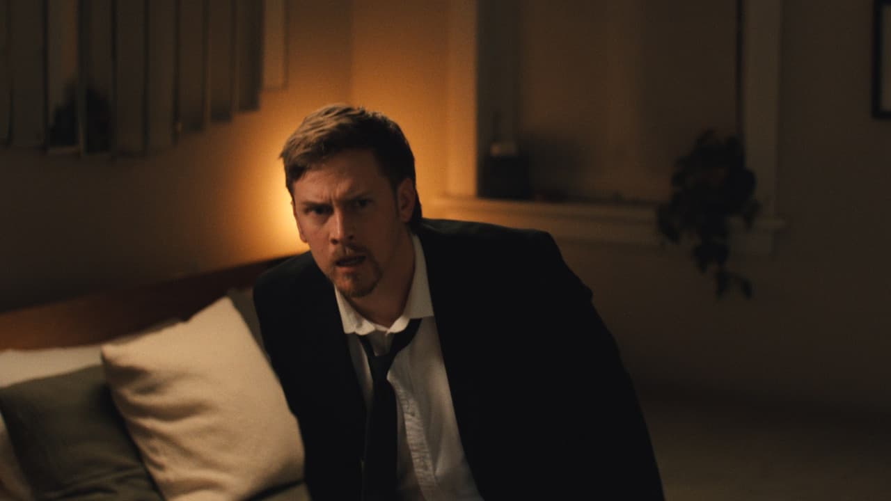 Wet Handsの背景画像